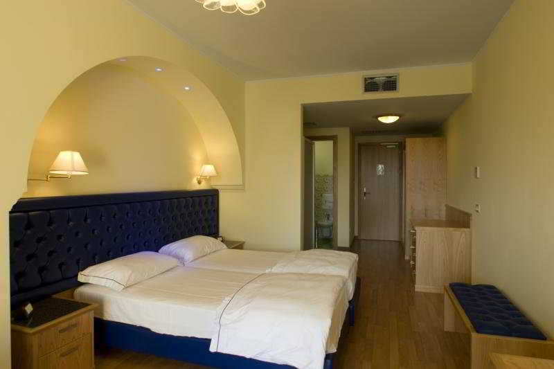 Hotel Alexander Limone sul Garda Dış mekan fotoğraf